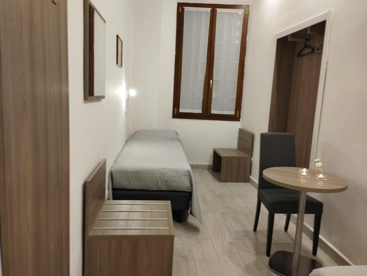 Holiday Rooms Firenze Eksteriør billede