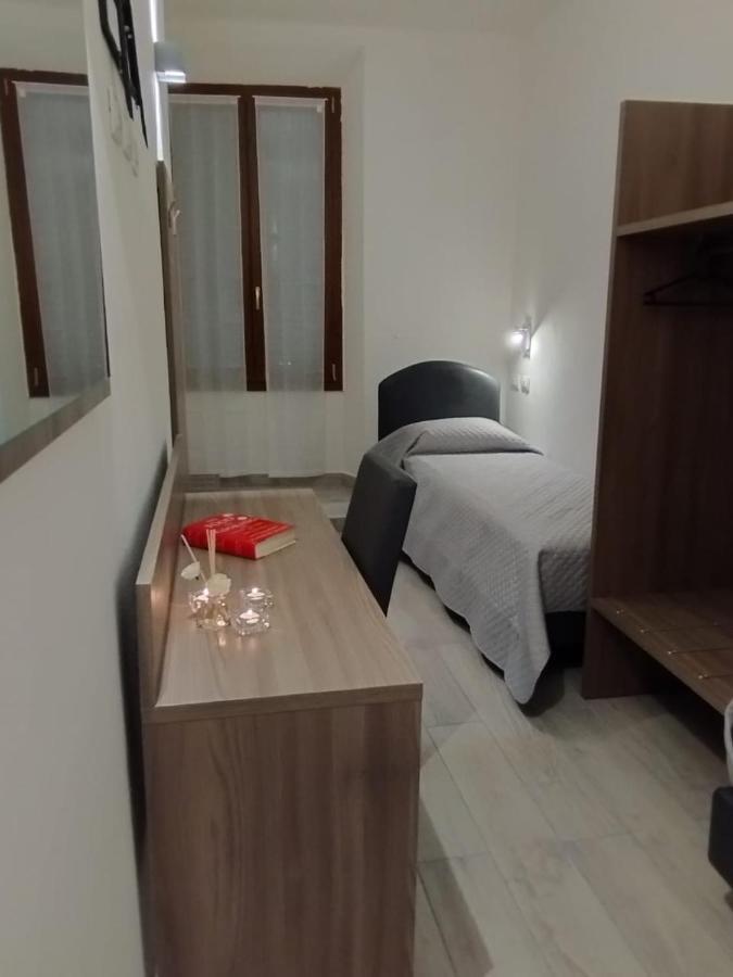 Holiday Rooms Firenze Eksteriør billede