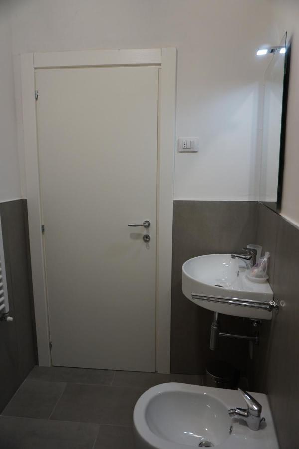 Holiday Rooms Firenze Eksteriør billede